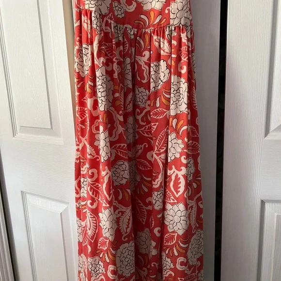 Zara Coral and Cream Floral Dress - Picture 2 of 13